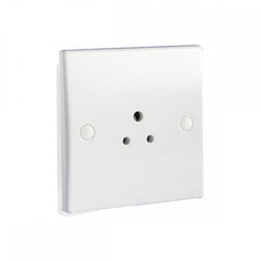 GU3080 Ultimate white moulded 1 gang 5A round pin unswitched socket outlet