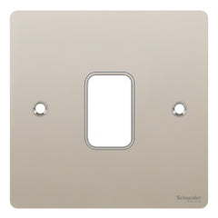 GUG01GPN Ultimate grid flat cover plate pearl nickel 1 gang (c/w mounting frame)