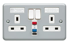 K6231ALM - 2 Gang 13A 30ma Active RCD Socket Outlet - Metallic